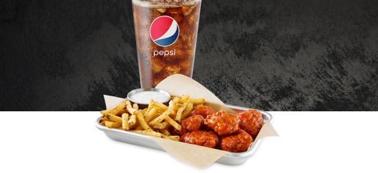 BONELESS WINGS LUNCH COMBO