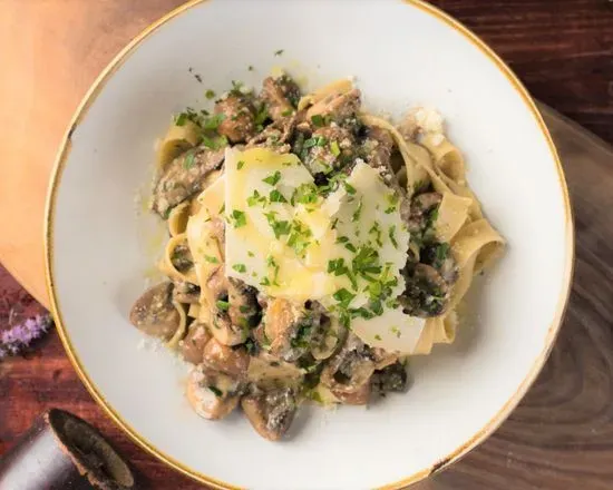 PAPPARDELLE AL FUNGHI