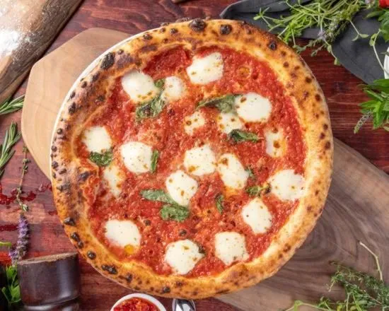 MARGHERITA TRADIZIONALE PIZZA