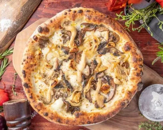 FUNGHI BIANCO PIZZA