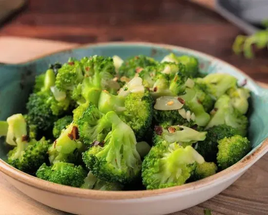 GARLIC BROCCOLI