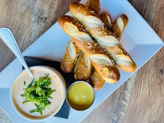 Beer Cheese & Pretzels