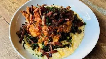 Fried Chicken & Grits