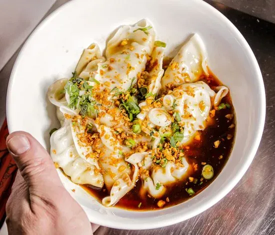 STEAMED CHICKEN & LEMONGRASS DUMPLINGS