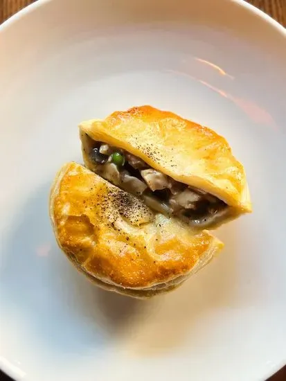 DAILY MEAT PIE