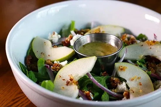 PEAR & ARUGULA