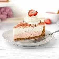 STRAWBERRY CHEESECAKE