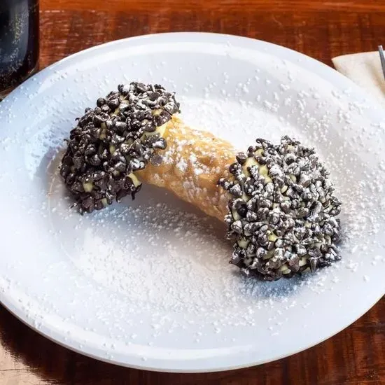 Chocolate Chip Cannoli