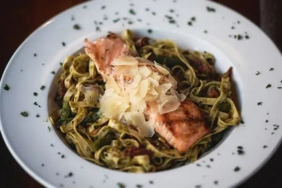 Salmon Pesto Pasta