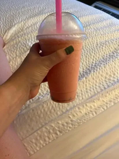 Strawberry bubble tea