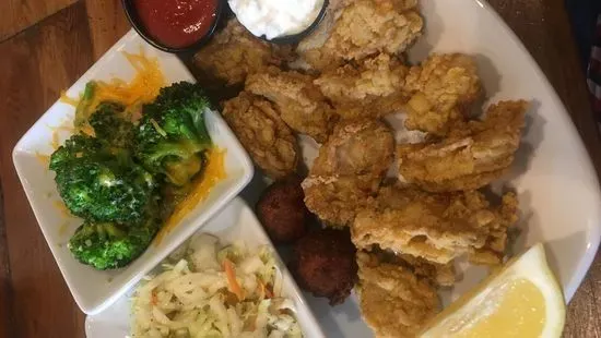 Fried Oyster Dinner