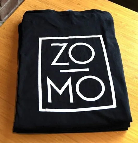 ZOMO T-SHIRT