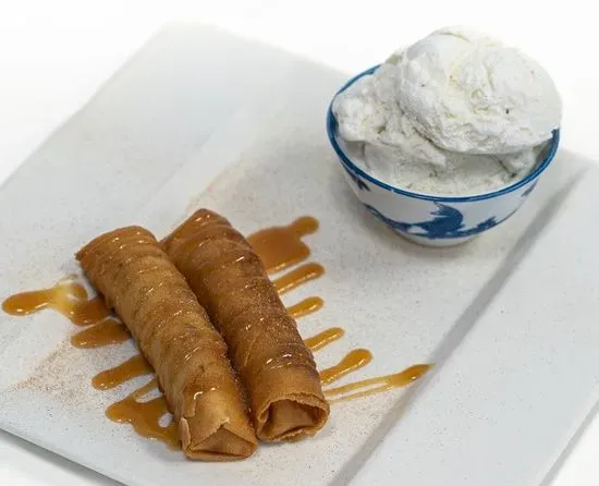 Apple Pie Eggrolls