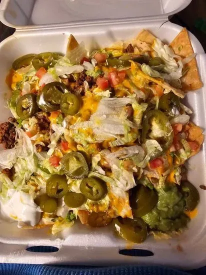 (Nacho Supreme)