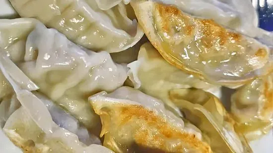 A5. Dumplings(8) (Steamed or Fried) / 饺子