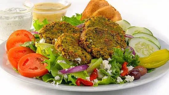 GREEK SALAD w/ FALAFEL