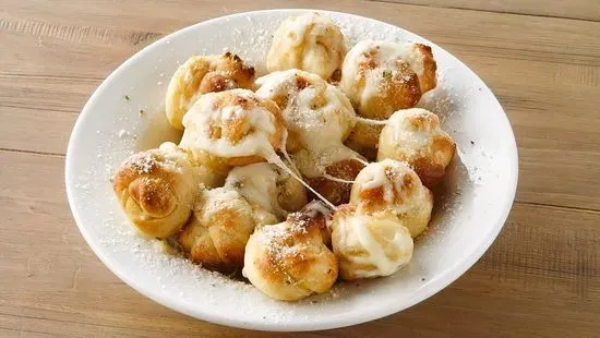 Mini Garlic Knots with Cheese