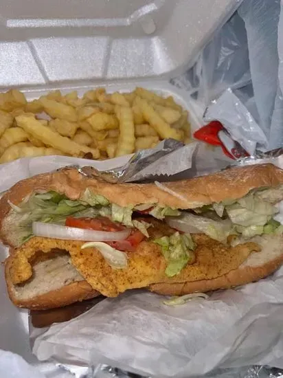 Catfish Sandwich with 6 Wings