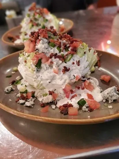 ICEBERG WEDGE (GF)