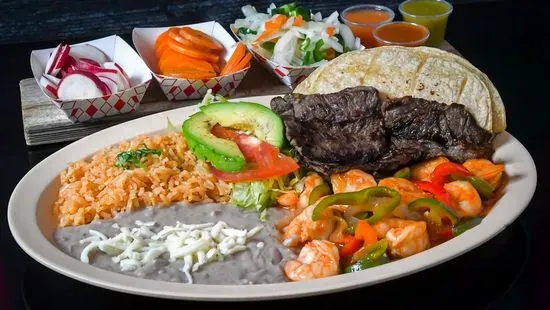  Fajitas de Camarón y Asada