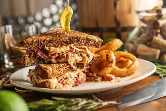 Pastrami Reuben