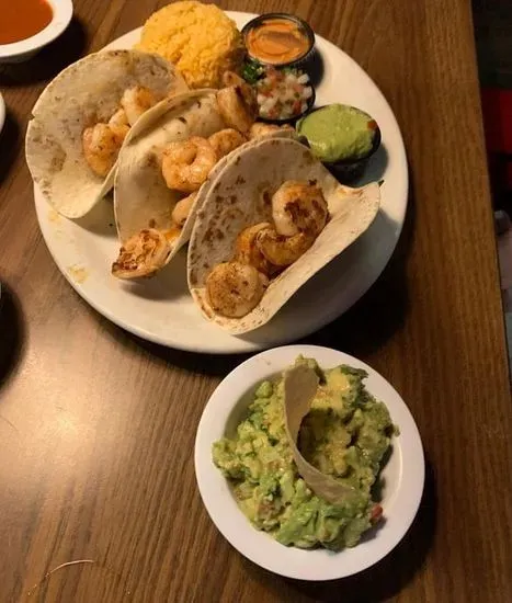 Fajita Shrimp Taco Salad