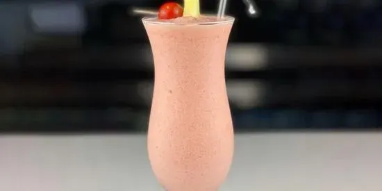 STRAWBERRY PIÑA COLADA