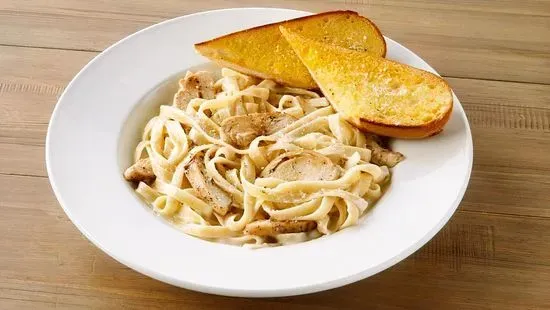 Grilled Chicken Fettuccine Alfredo