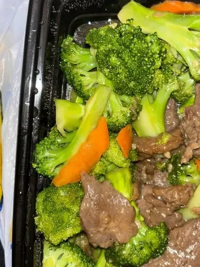 B2. Beef w. Broccoli