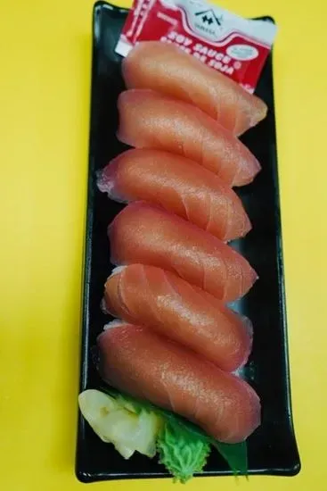 Tuna Nigiri Roll