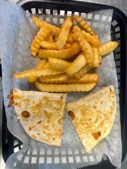  Mini Quesadilla and Fries/ Mini Quesadilla de Queso  con Papas 