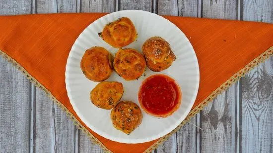 Fresh Baked Garlic Rolls