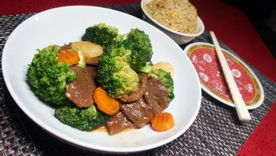 C9. Beef with Broccoli