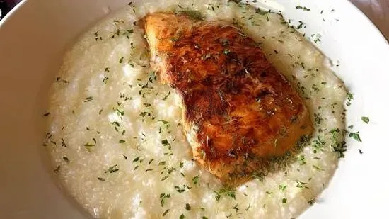 Salmon & Grits