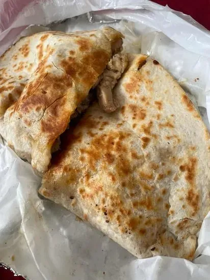 Pollo Quesadillas