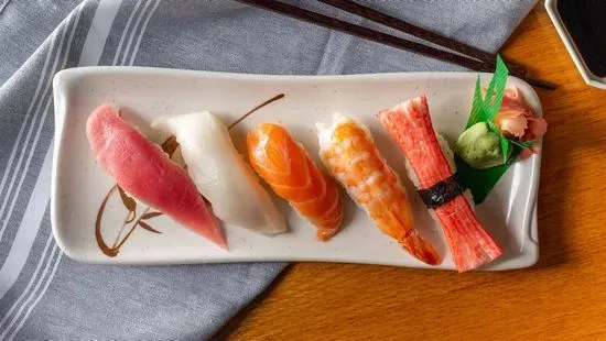 Sushi Chef'S Choice (4 Pieces)