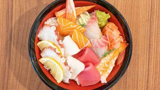 Dinner Chirashi(10pcs, miso+salad)