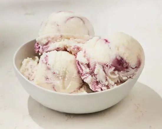 NEW! RASPBERRY CHEESECAKE GELATO