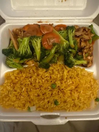 C5. Chicken with Broccoli