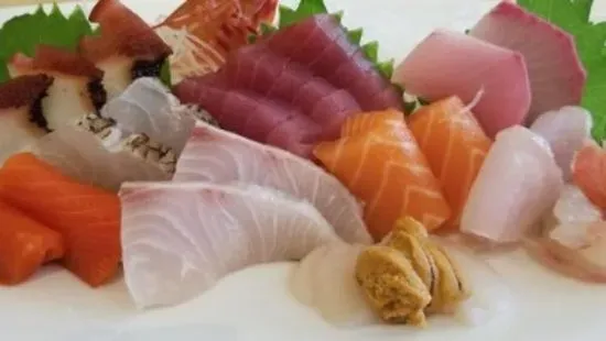 D6. Sashimi Deluxe