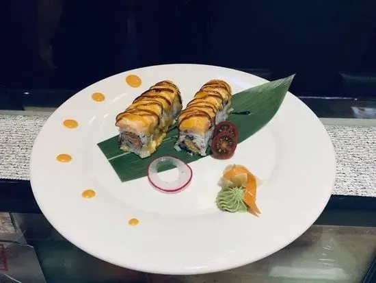 S12. Sweet-Heat Salmon Roll