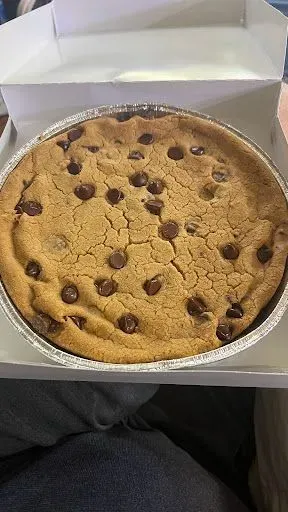 Ultimate Chocolate Chip Cookie