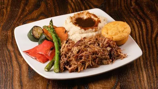 Smokey Garlic Pulled Pork Platter