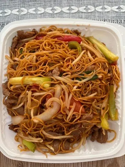 Tomato Beef Chow Mein