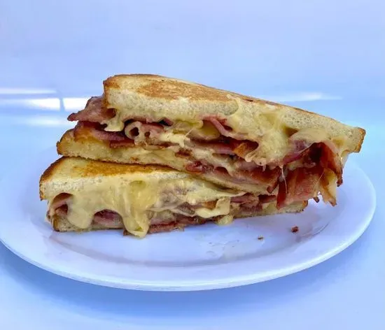 Bacon and Smoked Gouda Melt