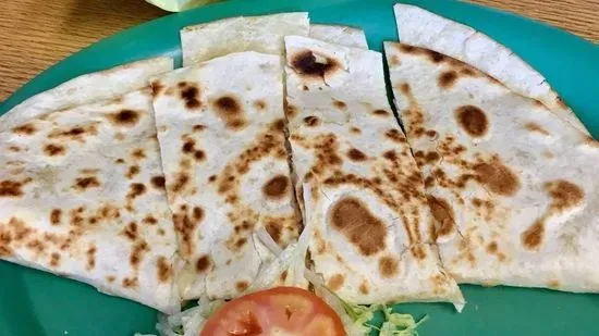 Pollo Quesadilla