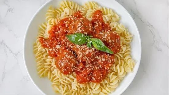 Meatballs With Pasta Half Tray