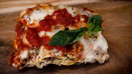 Meat Lasagna Bolognese Half Tray