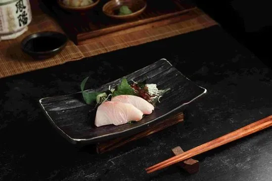 Hamachi Sashimi