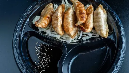 Gyoza Potsticker (6 Pieces)